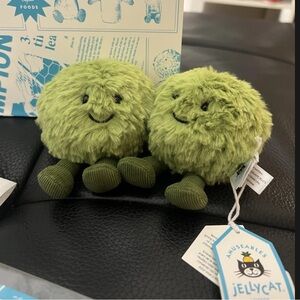 Jellycat Dot and Peggy Mushy Peas 6x3.5" Soft & Plush NWT